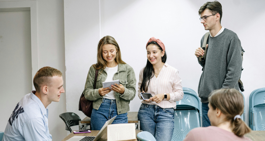 Diverse group of students studying together and collaborating — the peer learning culture of an Ivy League first semester that Indian students must adapt to quickly